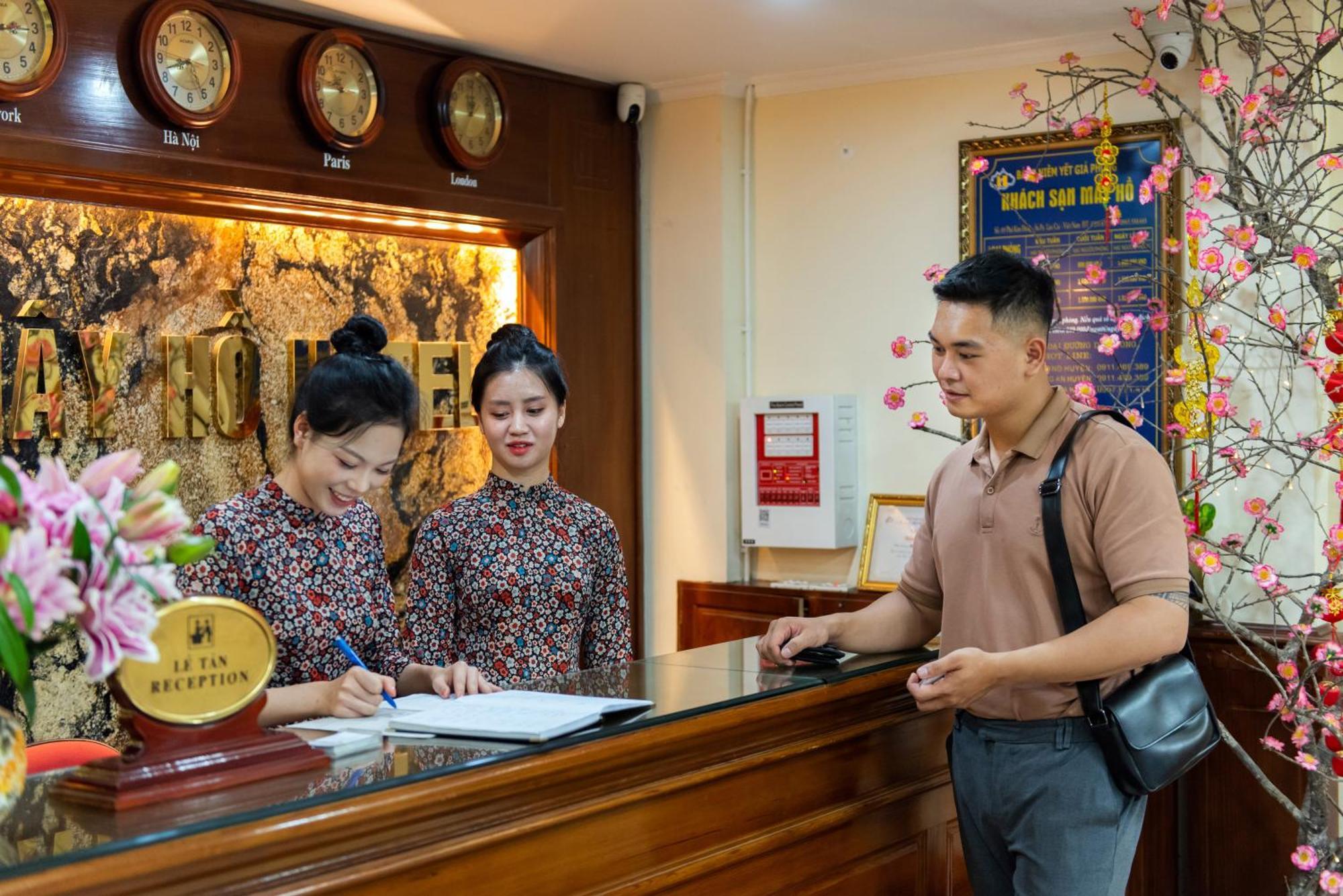 Mây Hồ 3*