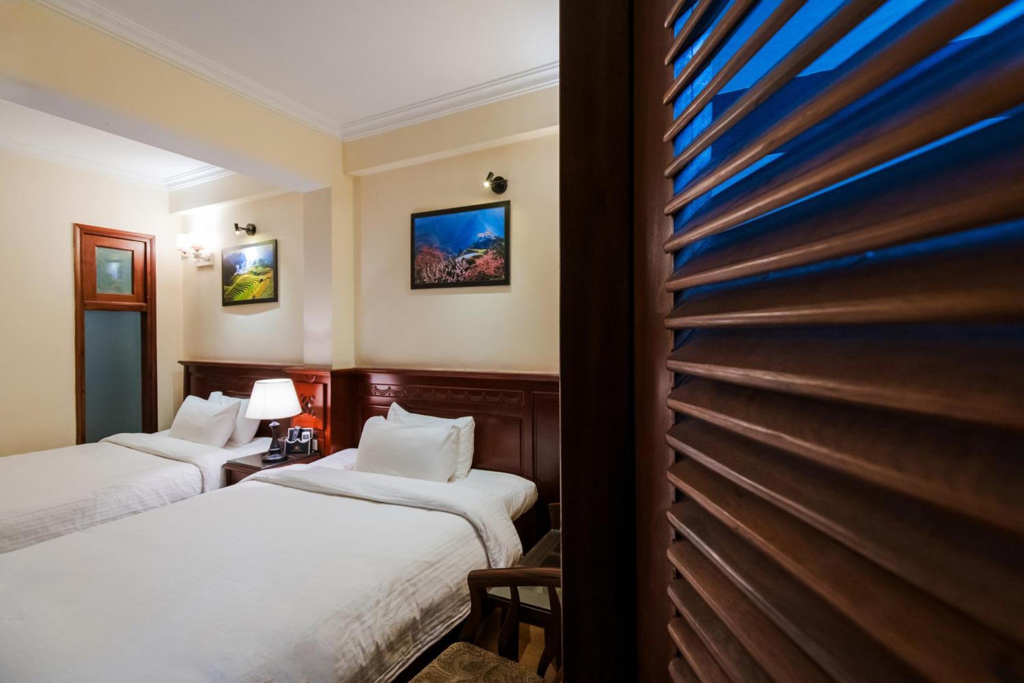 Hotel Mây Hồ 3*